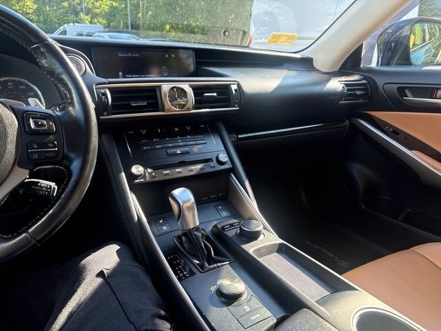 2017 Lexus IS 300