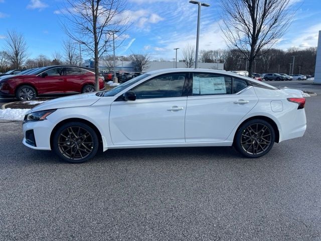 2025 Nissan Altima 2.5 SR