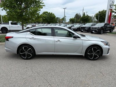 2023 Nissan Altima 2.5 SR