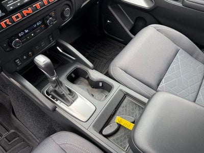 2025 Nissan Frontier SV