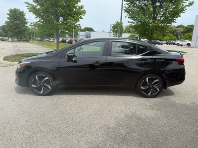 2025 Nissan Versa 1.6 SR