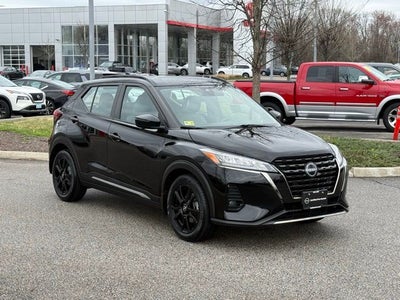 2023 Nissan Kicks SR