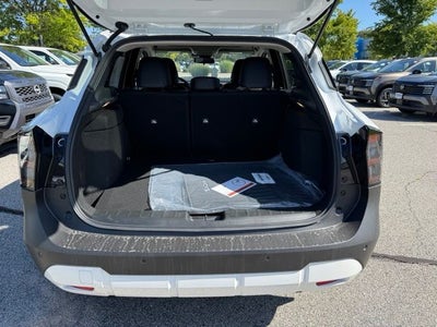 2027 Nissan Kicks SR