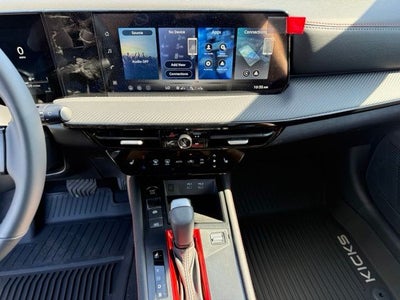 2027 Nissan Kicks SR