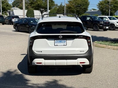 2027 Nissan Kicks SR