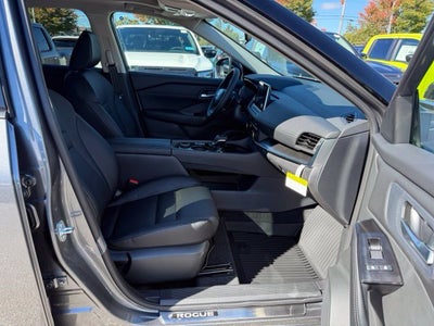 2027 Nissan Rogue Dark Armor