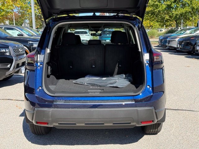 2027 Nissan Rogue SV
