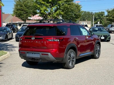 2026 Nissan Pathfinder Platinum