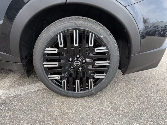 2026 Nissan Leaf PLATINUM+