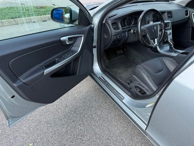 2018 Volvo V60 T5 Dynamic
