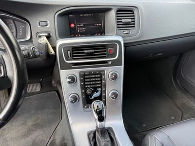 2018 Volvo V60 T5 Dynamic