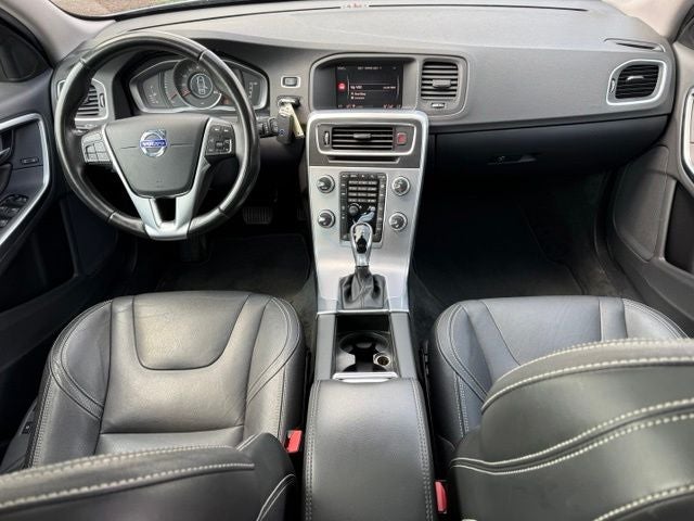 2018 Volvo V60 T5 Dynamic