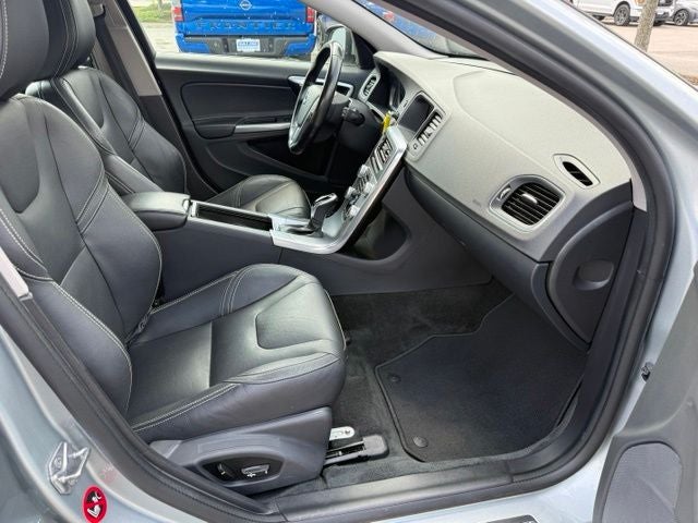 2018 Volvo V60 T5 Dynamic