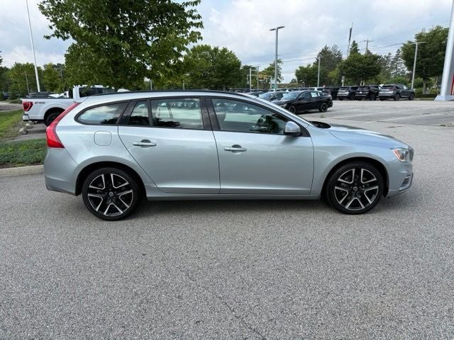 2018 Volvo V60 T5 Dynamic