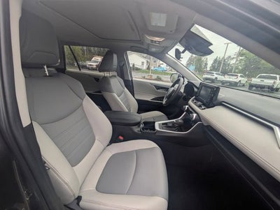 2022 Toyota RAV4 XLE Premium