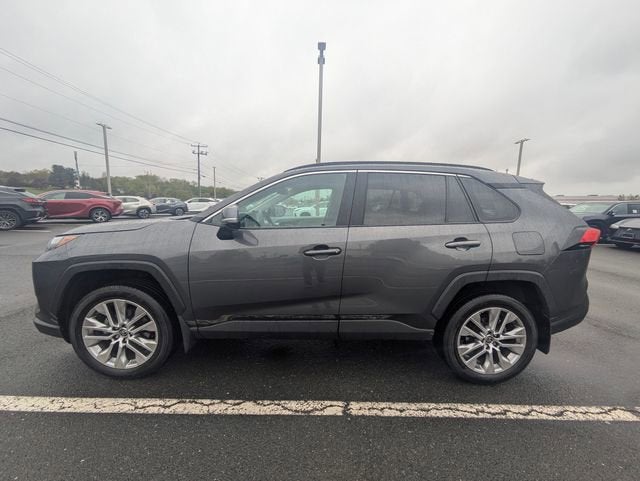 2022 Toyota RAV4 XLE Premium