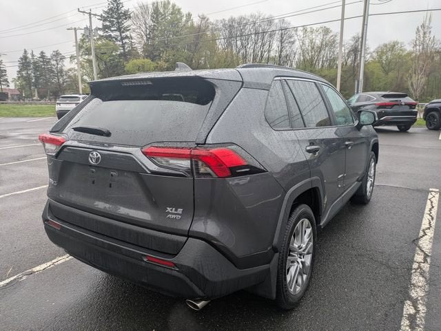 2022 Toyota RAV4 XLE Premium