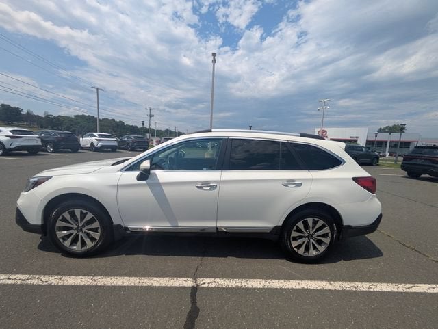 2019 Subaru Outback 2.5i