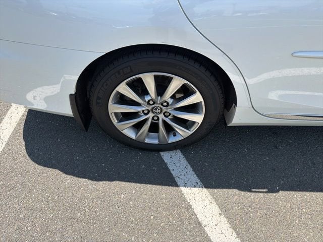 2016 Toyota Camry Hybrid XLE