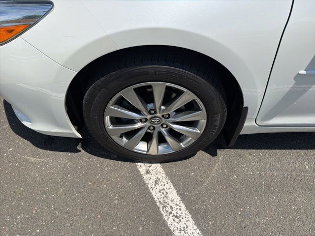 2016 Toyota Camry Hybrid XLE