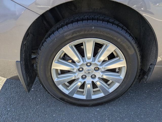 2017 Toyota Sienna XLE