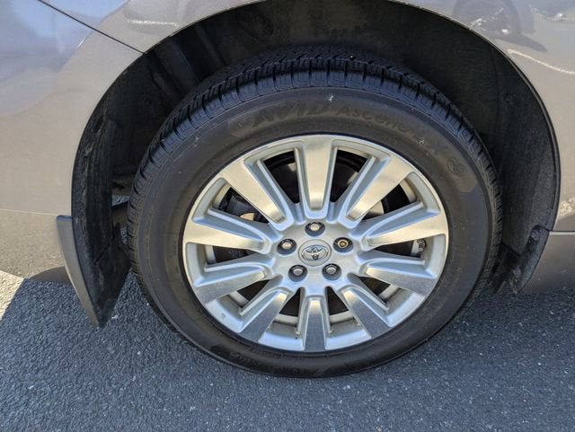 2017 Toyota Sienna XLE