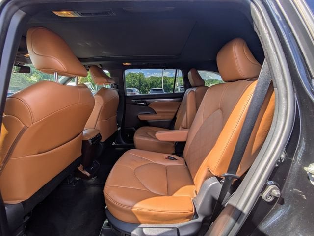 2020 Toyota Highlander Platinum