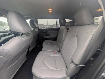 2023 Toyota Highlander XLE