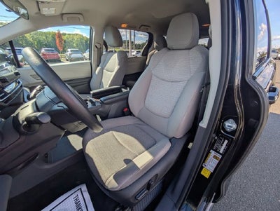 2023 Toyota Sienna LE