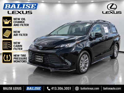 2023 Toyota Sienna LE