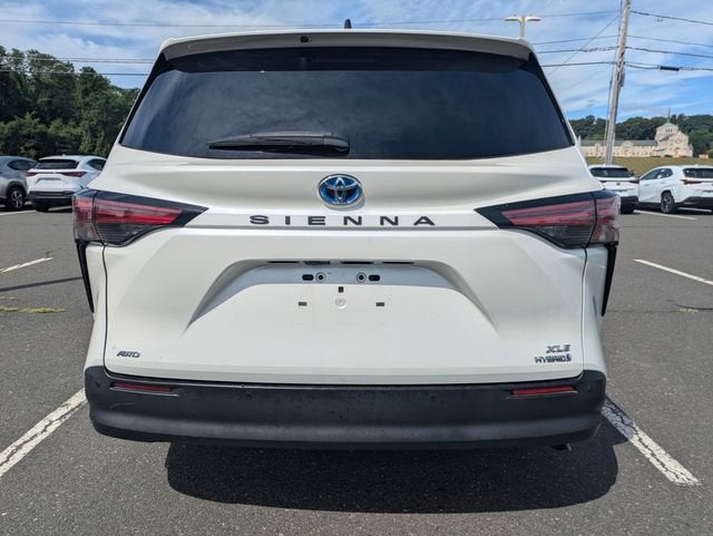 2021 Toyota Sienna XLE
