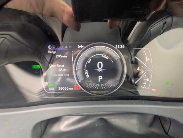 2023 Lexus UX 250h F SPORT Design