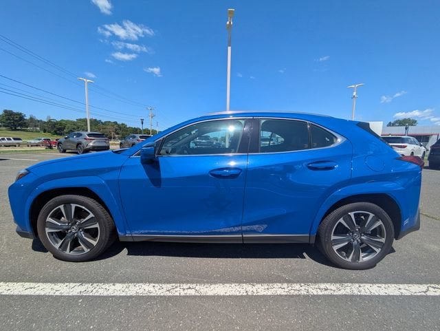 2025 Lexus UX 300h Premium