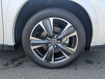 2025 Lexus UX 300h Premium