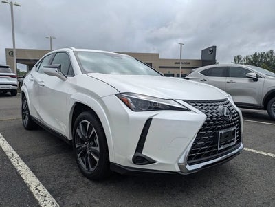 2025 Lexus UX 300h Premium