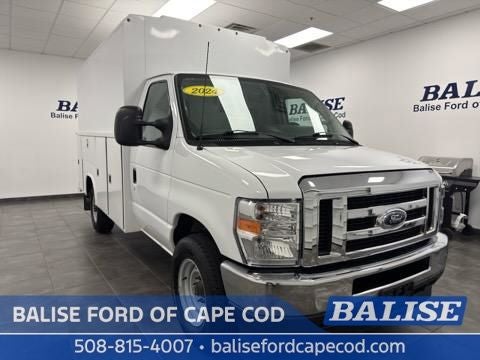 2024 Ford E-350SD Base Cutaway