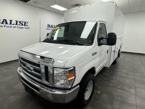 2024 Ford E-350SD Base Cutaway