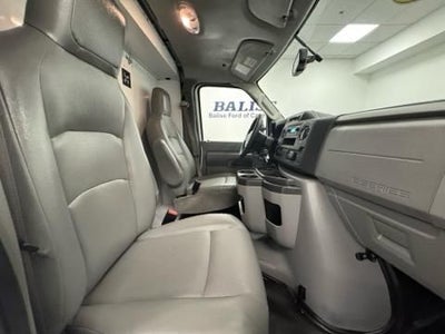 2024 Ford E-350SD Base Cutaway
