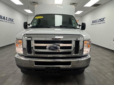2024 Ford E-350SD Base Cutaway