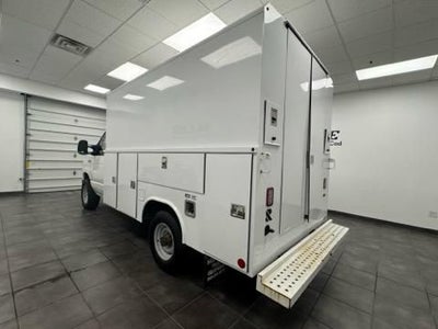 2024 Ford E-350SD Base Cutaway
