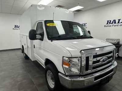2024 Ford E-350SD Base Cutaway