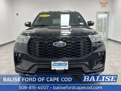2025 Ford Explorer ST-Line