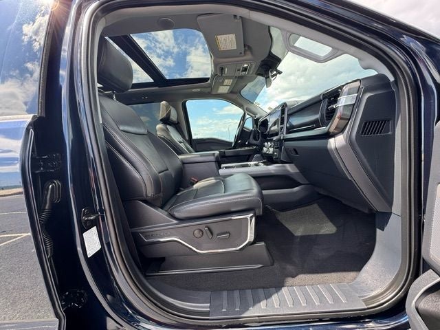 2023 Ford F-350SD Lariat