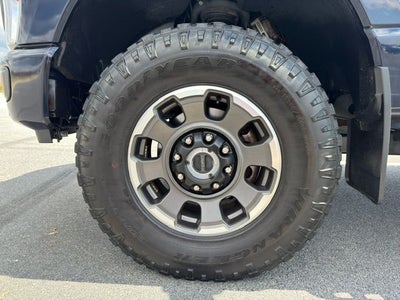 2023 Ford F-350SD Lariat