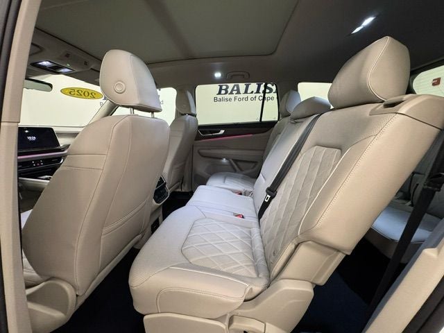 2025 Volkswagen Atlas 2.0T SEL Premium R-Line
