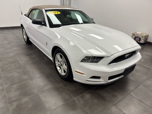 2014 Ford Mustang V6