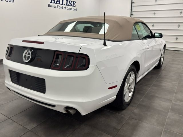 2014 Ford Mustang V6