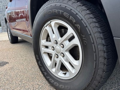 2023 Jeep Grand Cherokee Laredo