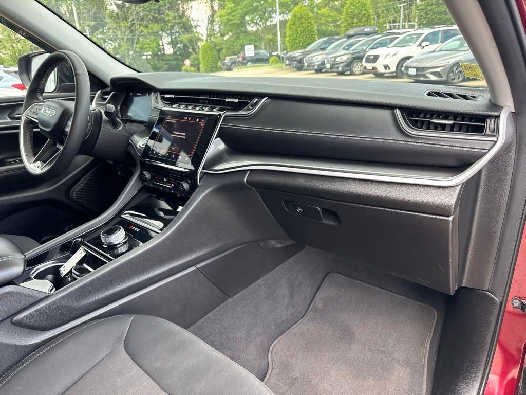 2023 Jeep Grand Cherokee Laredo
