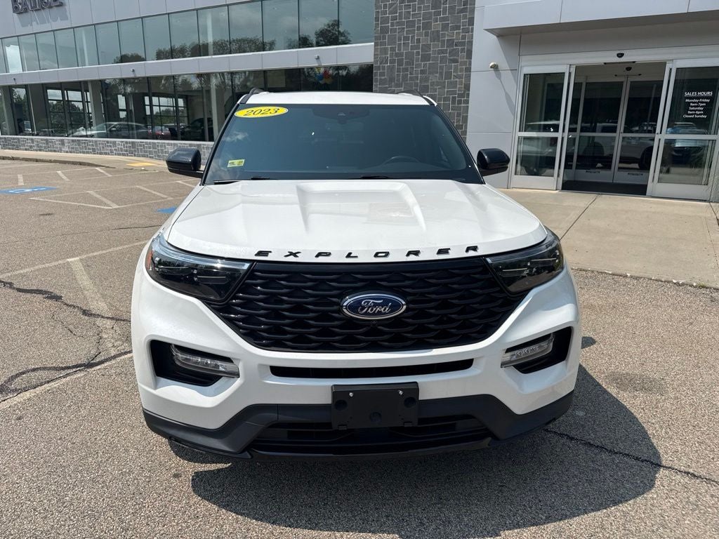 2023 Ford Explorer ST-Line